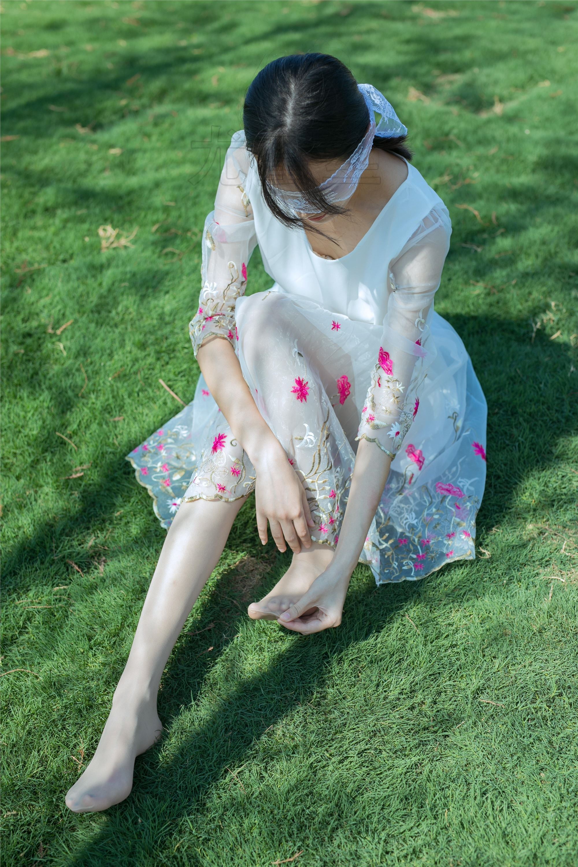 尤蜜丝 穿搭写真 NO.004